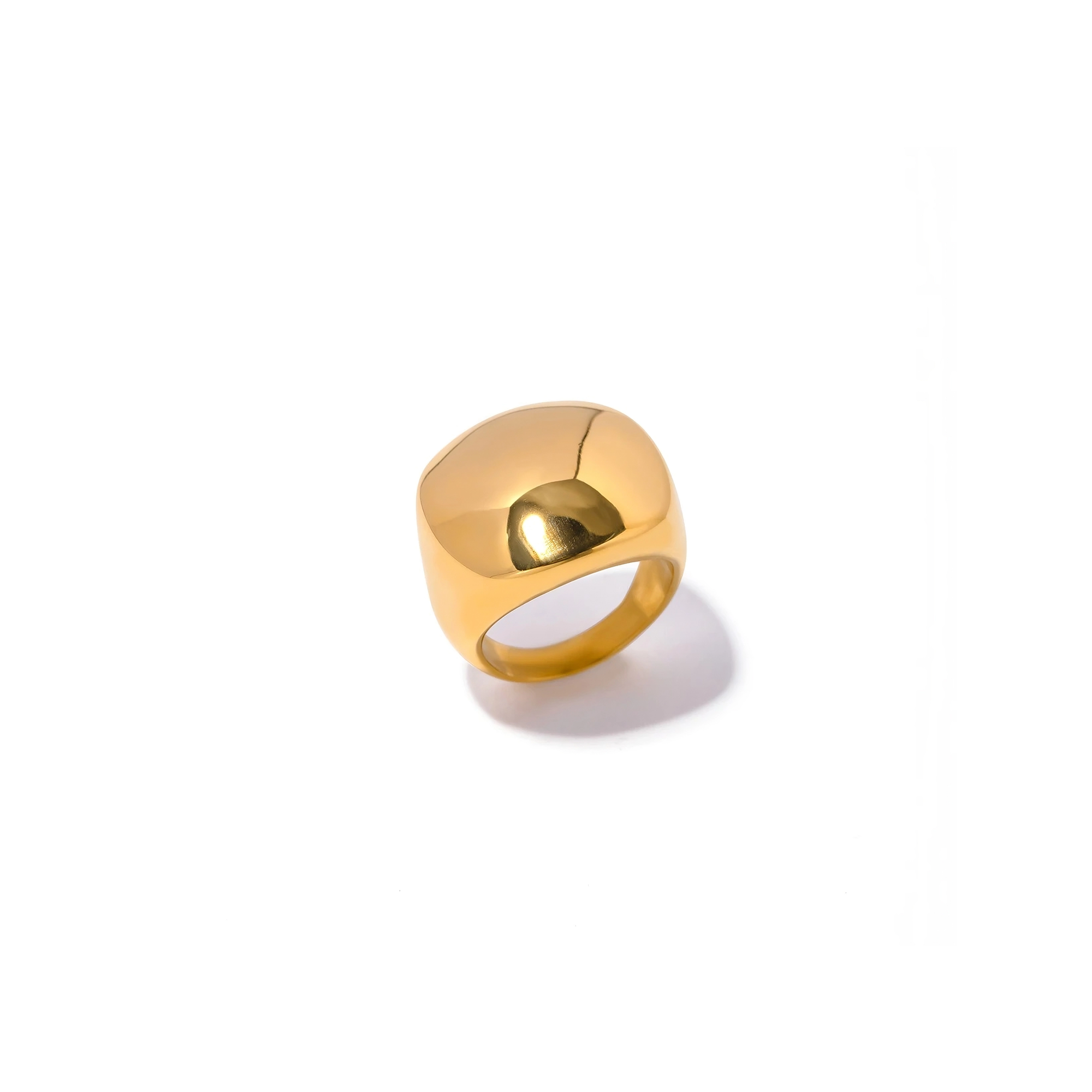 Bold Pebble – Modern Gold Ring